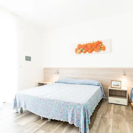 Village Apartment *